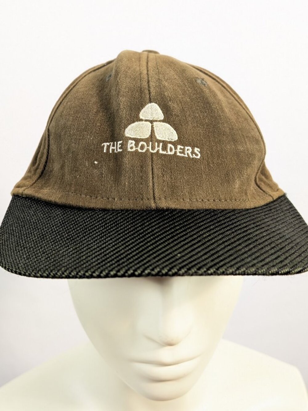 The Boulders hat